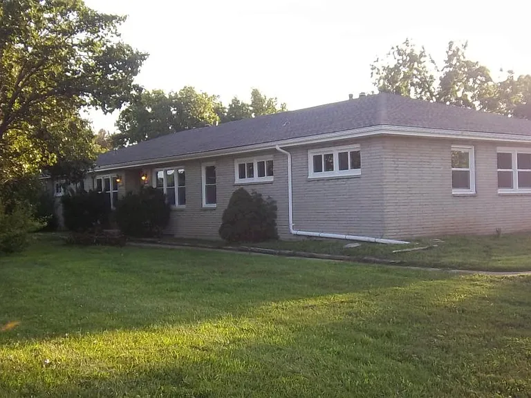 7111 N Chatham Ave — Photo 19