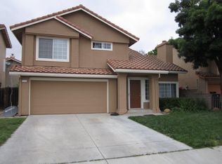 620 Las Palmas Dr, Hollister, CA
