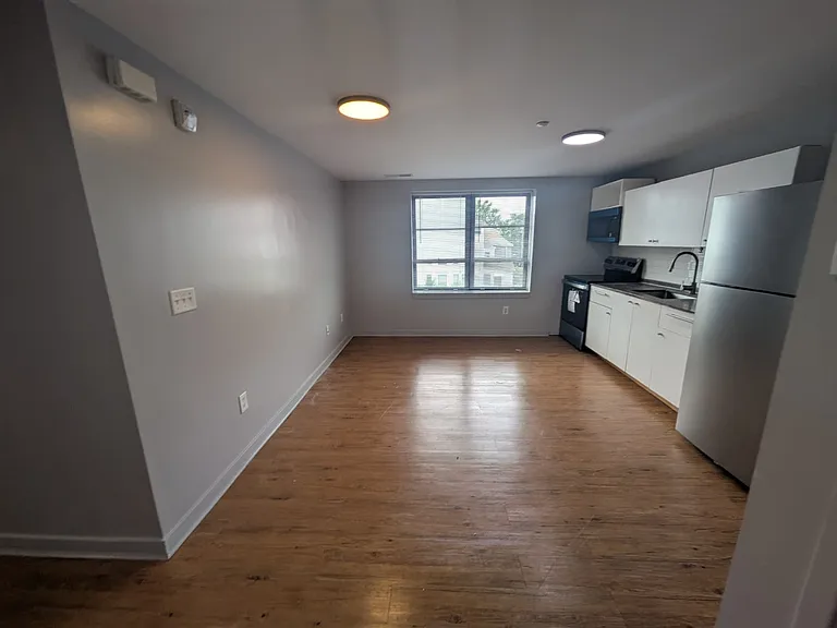 60 Coleman St #3H — Photo 4