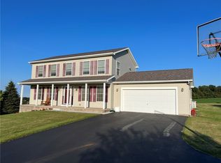 8115 Warner Rd, Le Roy, NY 14482