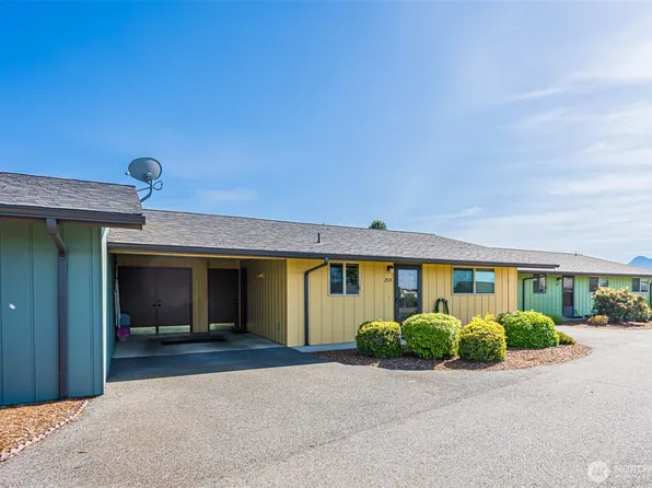 1301 S Third Avenue #20B, Sequim, WA 98382
