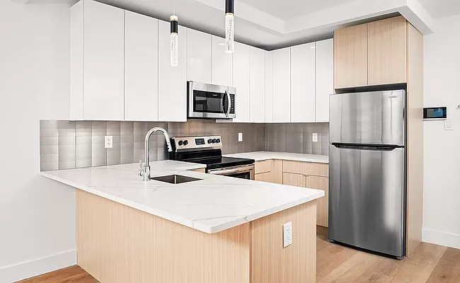 Rented by REAL New York | media 23