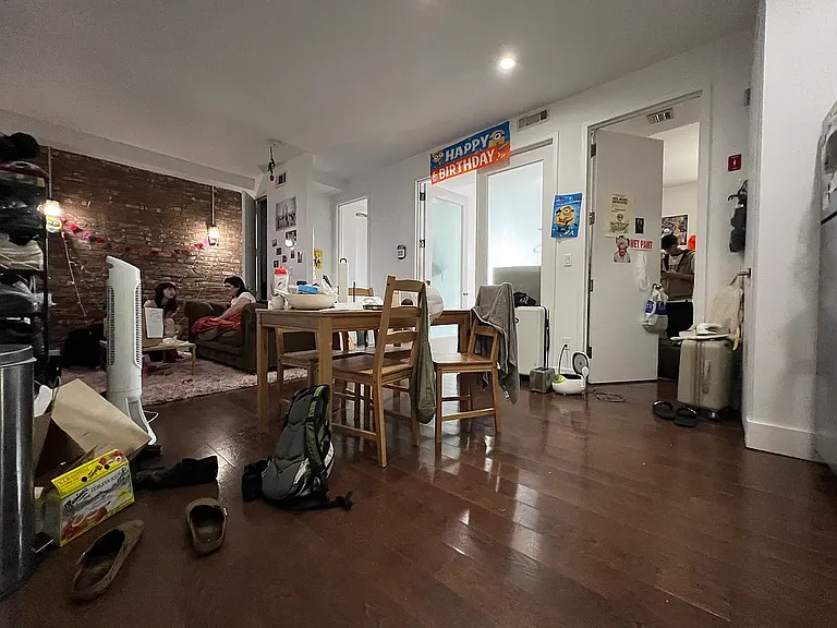 202 Starr St #2F — Photo 1