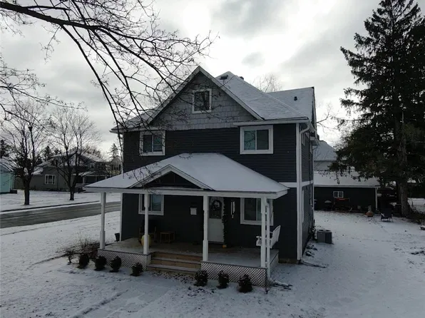 404 W Messenger Street, Rice Lake, WI 54868