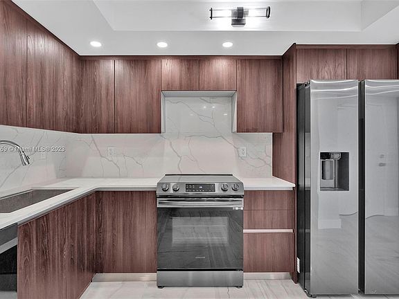 2nd image of 301 174th St APT 709