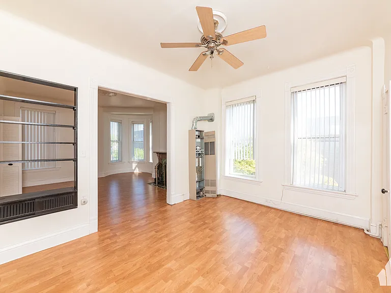 3300 N Racine Ave #3 — Photo 15