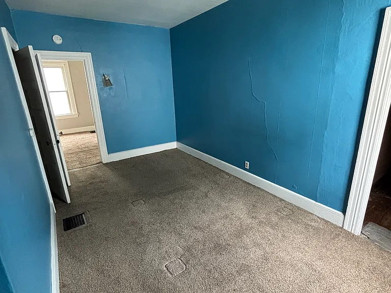 4 Highland Ave #1 — Photo 5