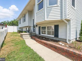 8437 Bay Dr, Pasadena, MD 21122