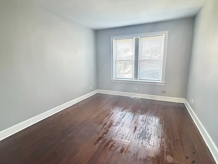 8956 S Elizabeth St #1N — Photo 6