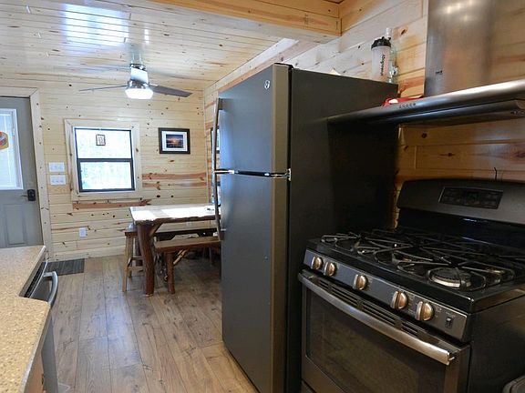 5th image of 3532 W Coe Lake Rd