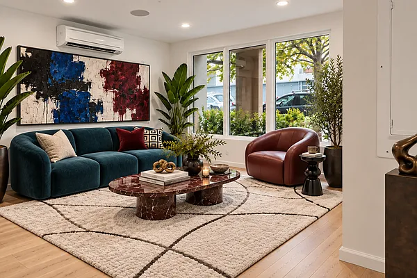 Living room, photo 1