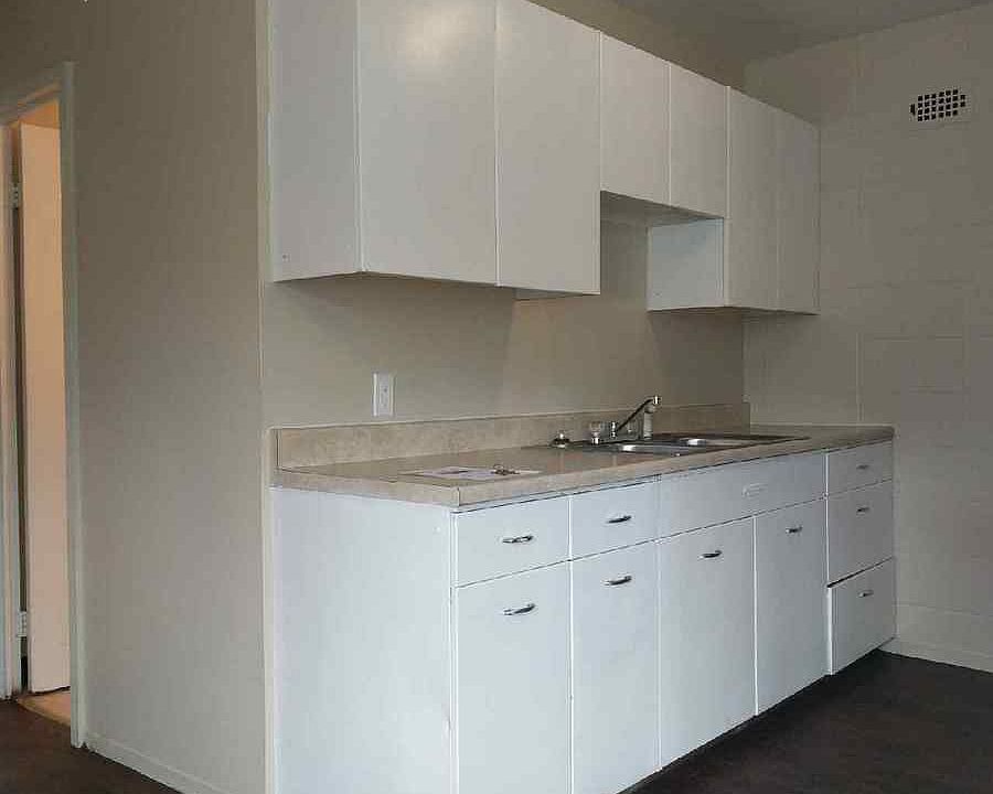 1st image of 230 W Fuller Ave #6