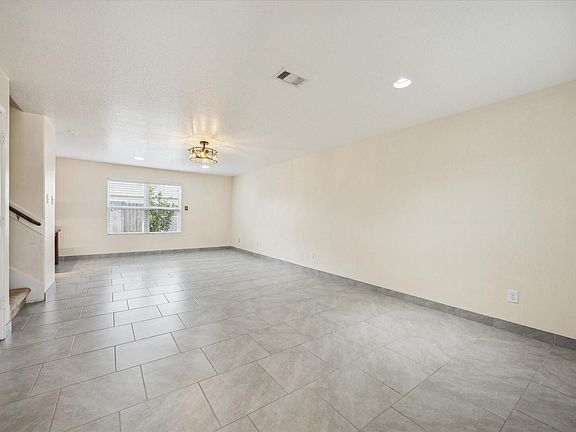 4th image of 5003 Juniper Spring Trl