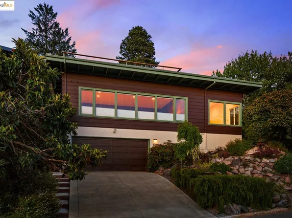 1069 Miller Ave, Berkeley, CA 94708
