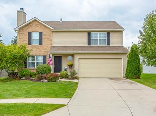 1703 Black Bear Dr, Fort Wayne, IN 46808