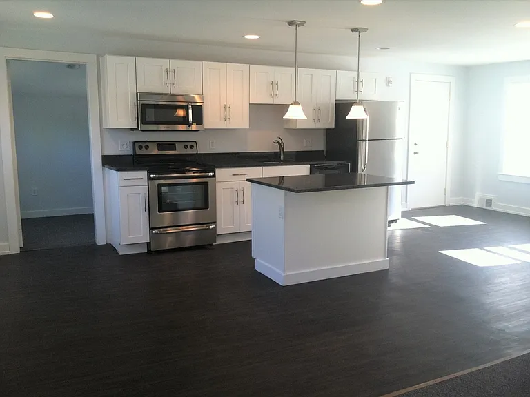 158 Main St #2 — Photo 6