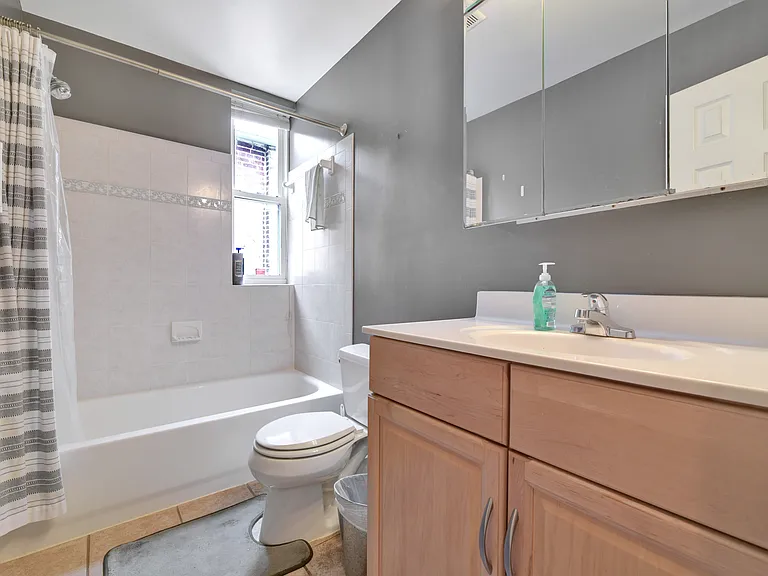 3415 Brown St NW — Photo 37