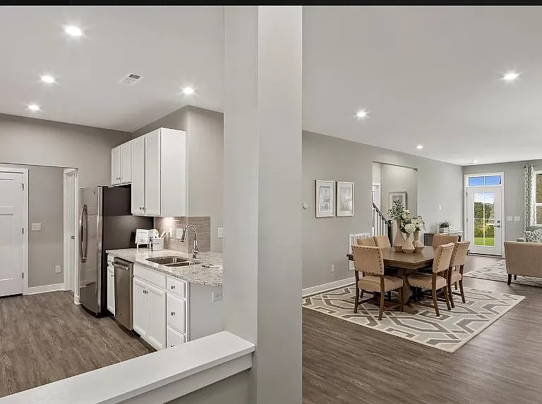 Foyer, Kitchen, and Dining Area