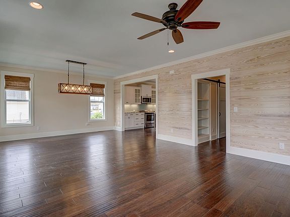 3rd image of 227 Trawlers Way