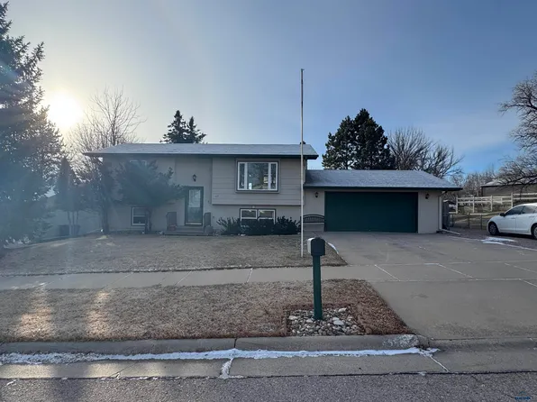115 Centennial St, Rapid City, SD 57701