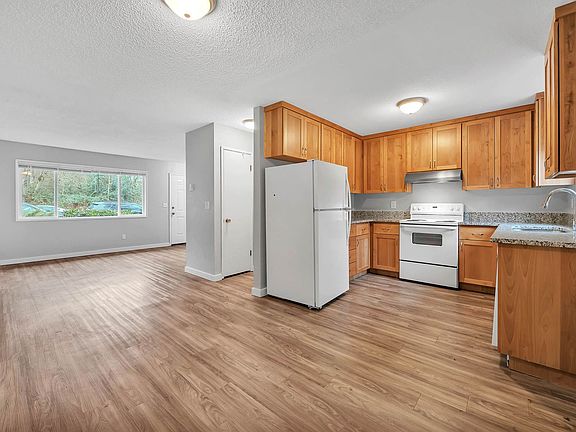 2nd image of 4659-4699 Nandale Dr NE #4691