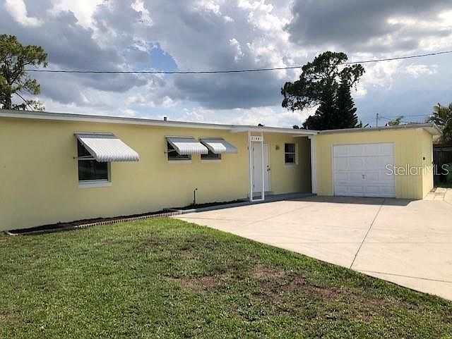 1st image of 21481 Gibralter Dr