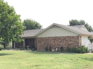 1492 Trent Rd, Krum, TX 76249