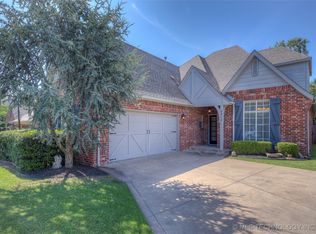 8414 E 99th Pl, Tulsa, OK 74133