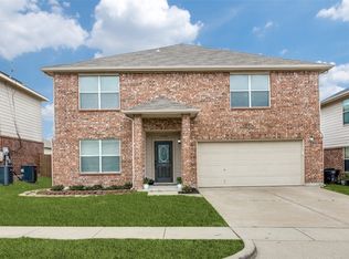 9948 Peregrine Trl, Fort Worth, TX 76108