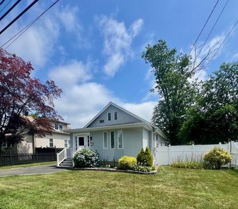 234 S 7th Street, Lindenhurst, NY, 11757