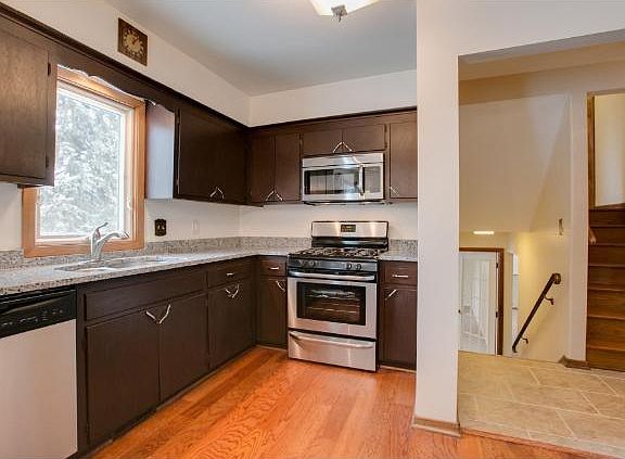 5th image of 7864 Tessman Dr N