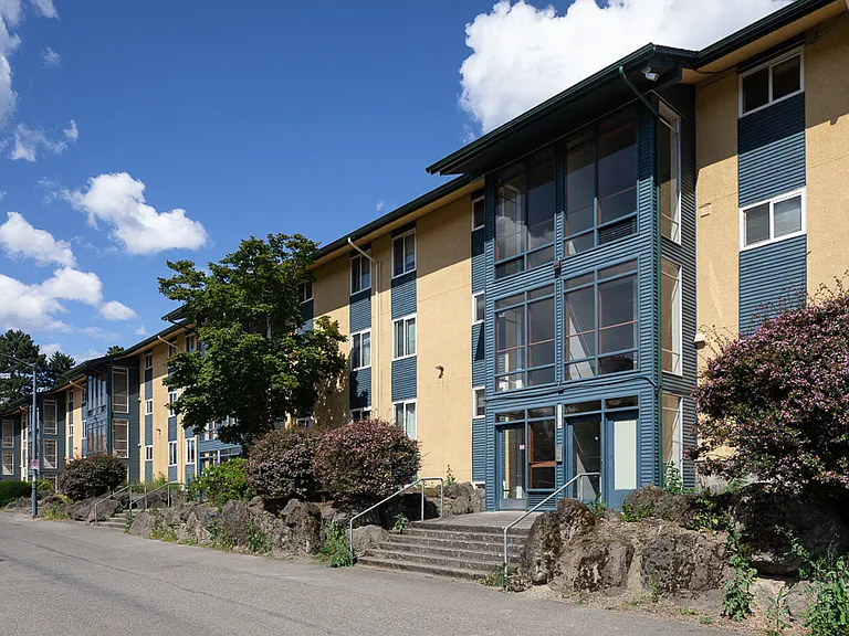 Kingway Apartments — Photo 15