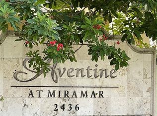 2482 Centergate Dr APT 105, Hollywood, FL 33025