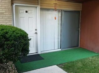 605 N Wolf Rd APT C1, Hillside, IL