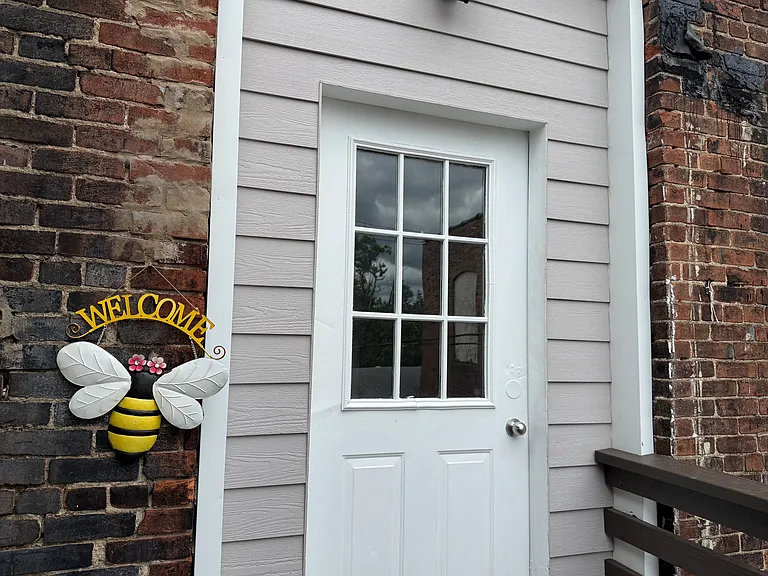 414 S Main St #B — Photo 4