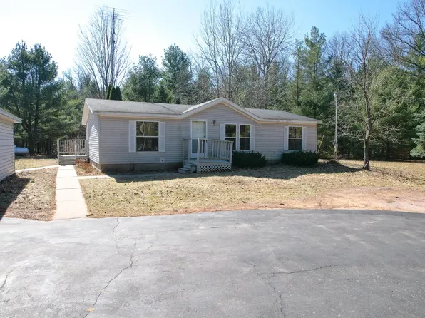 W5571 County Road G, New Lisbon, WI 53950