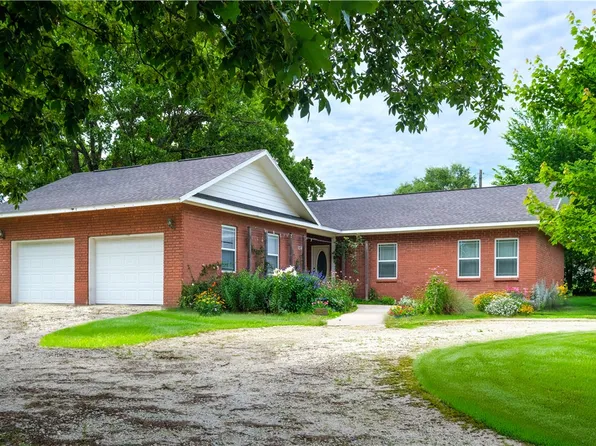 1349 Harmon Rd, Fayetteville, AR 72704