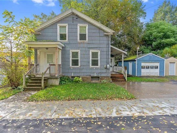 37 S Jefferson St, Mexico, NY 13114