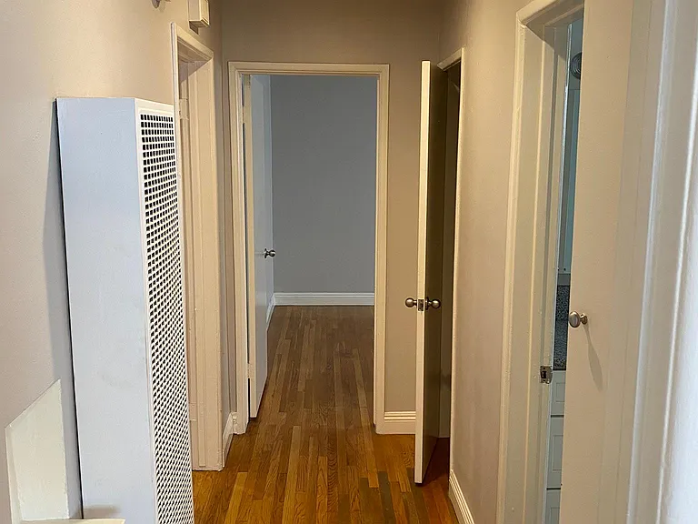 1965 S Sherbourne Dr #1 — Photo 28