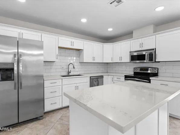 5919 W VILLA Street, Phoenix, AZ 85043