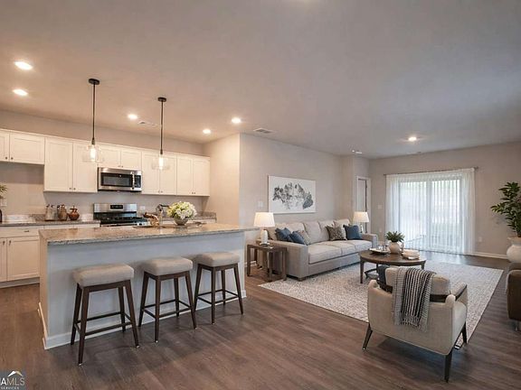3rd image of 337 Amsterdam Way