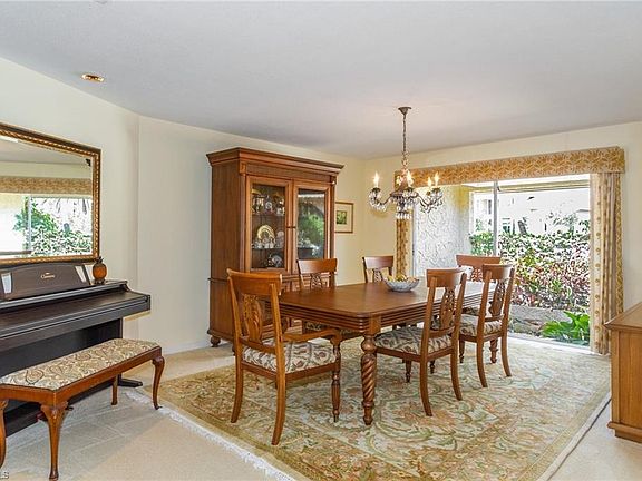 4th image of 4611 Crayton Rd