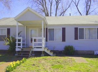 516 W Madison St, Buffalo, MO 65622