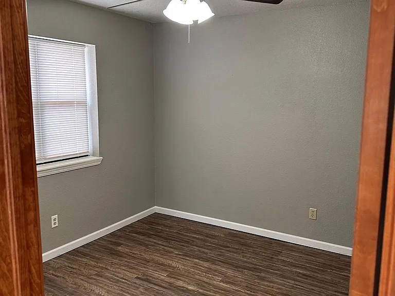 1932 E Lindsey St #127 — Photo 12