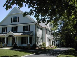 15 Selleck Pl, New Canaan, CT 06840