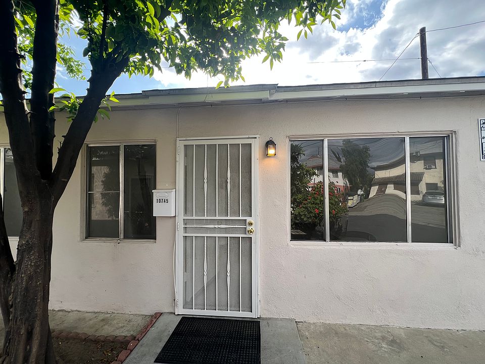 1st image of 10745 Califa St