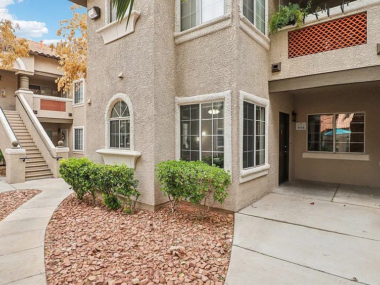 Valley View Senior Apartments — Photo 16