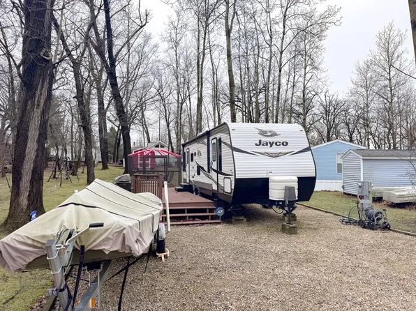 5/356 Woodhaven Dr E, Sublette, IL 61367