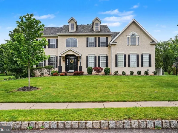 102 Ithan Ln, Collegeville, PA 19426