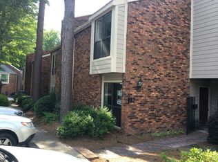 102 Springlake Pl NW, Atlanta, GA 30318
